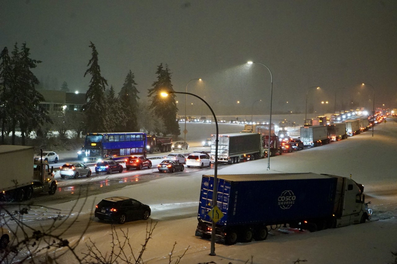 Unprepared Drivers Blamed For The Highway And Byway Gridlocks After Big Snowfall Last Week