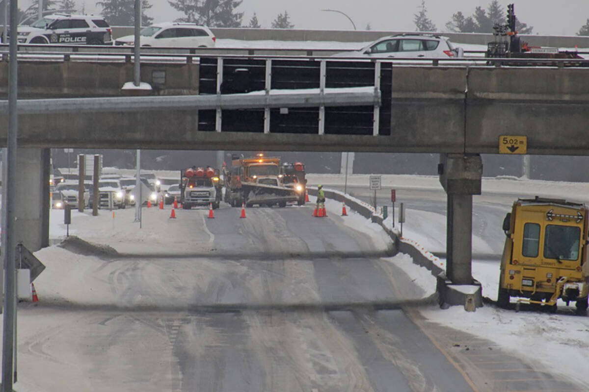 Port Mann And Alex Fraser Bridges Closed Due To Risk Of Falling Ice