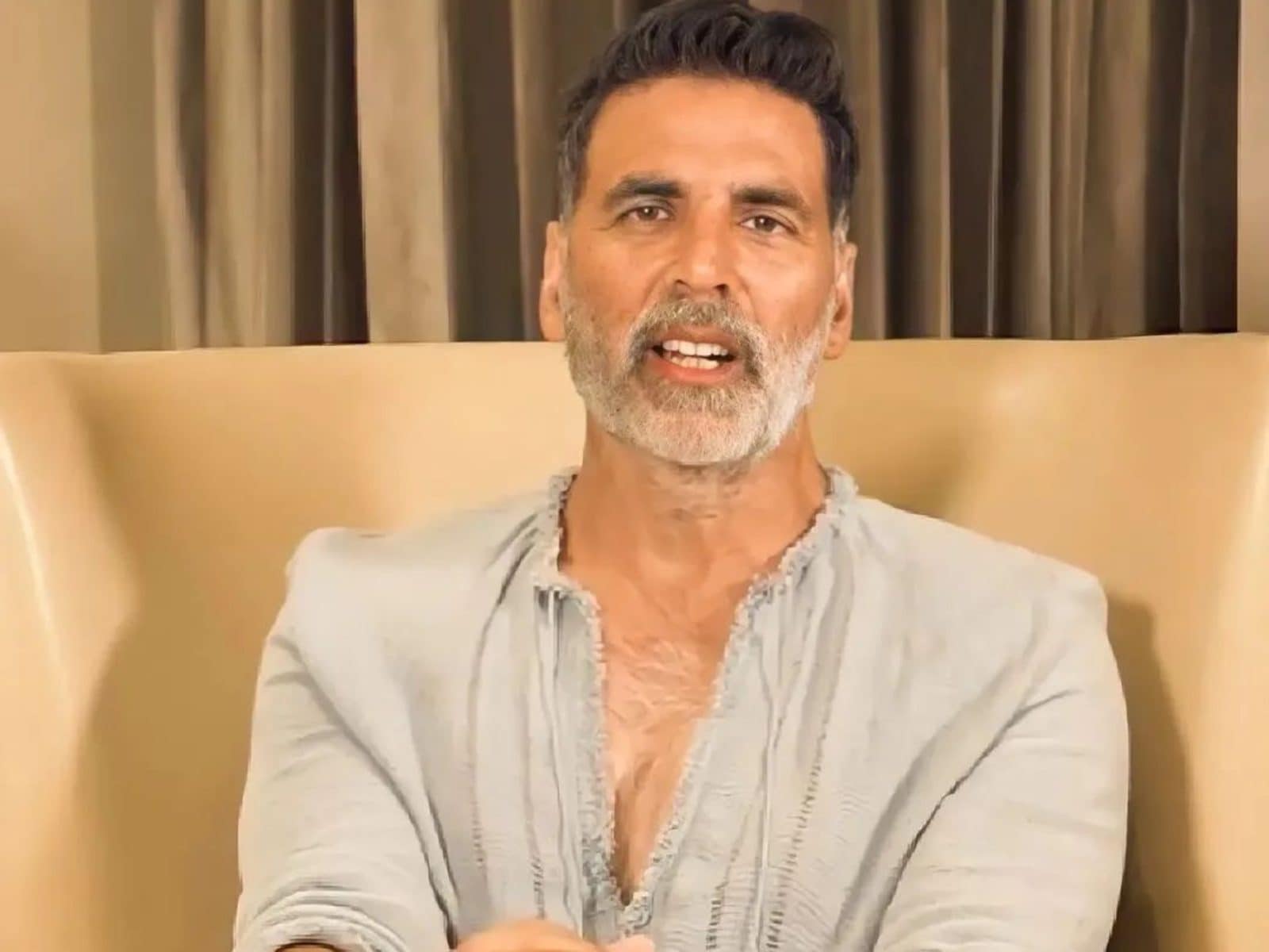 I’M INDIAN: Is Akshay Kumar Renouncing His Canadian Passport Cause His Movies Are Flopping