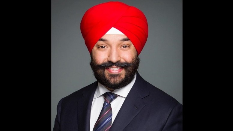 Trudeau Government Senior Minister Navdeep Bains Gets Apology From Us Officials After Turban Fracas