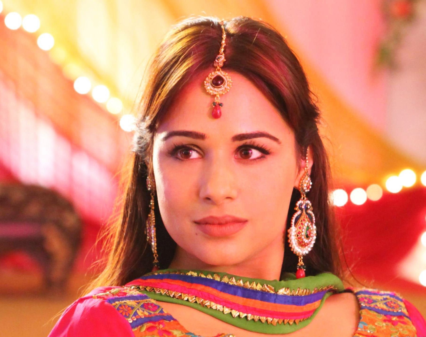 Punjabi Film Star Mandy Takhar Files FIR Against Culprits Who Made And Distributed A Morphed Fake Porn Video