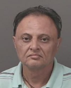 Man charged after woman allegedly sexually assaulted while shopping with kids at Vaughan Mills